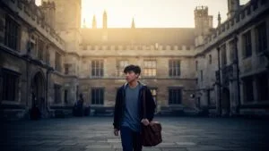 hero-student-europe-Cu94Yjw1